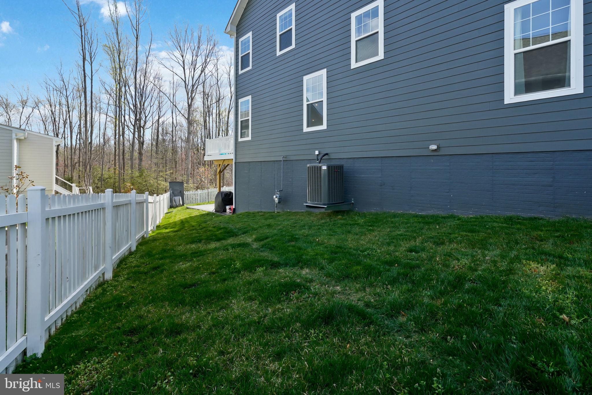 POTOMAC SHORES - Residential