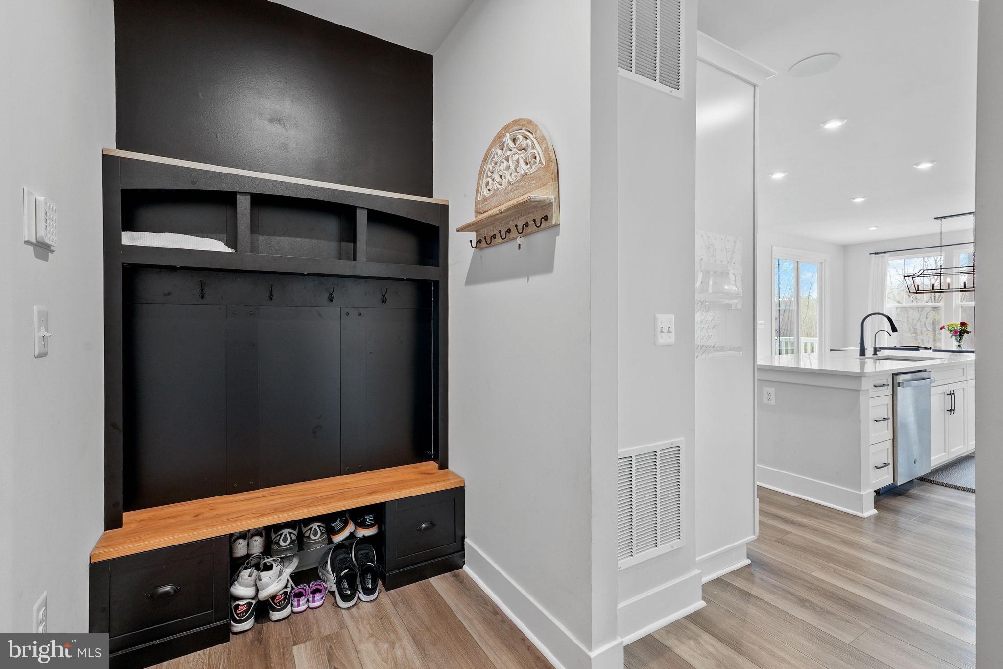 POTOMAC SHORES - Residential