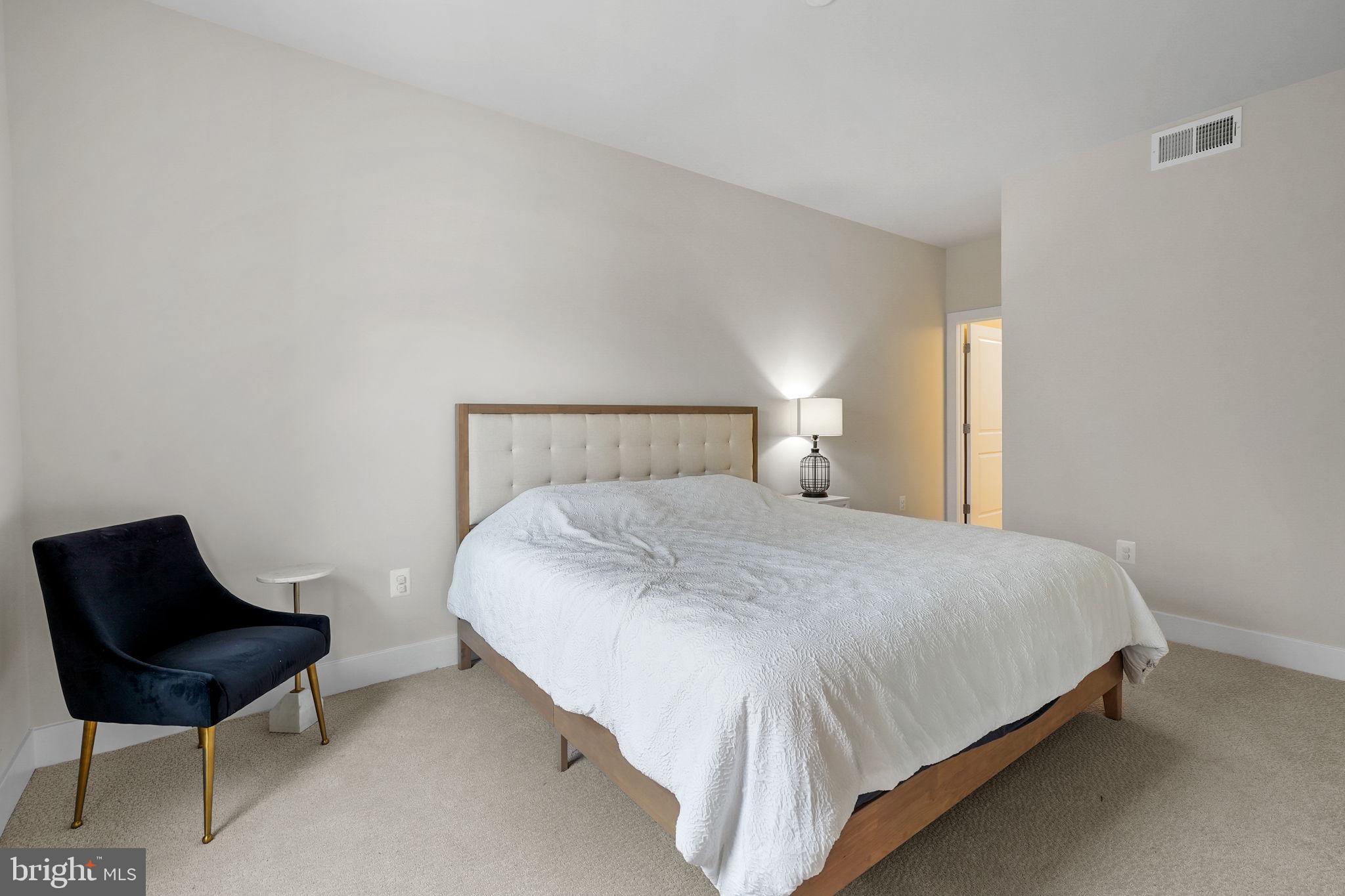 POTOMAC SHORES - Residential