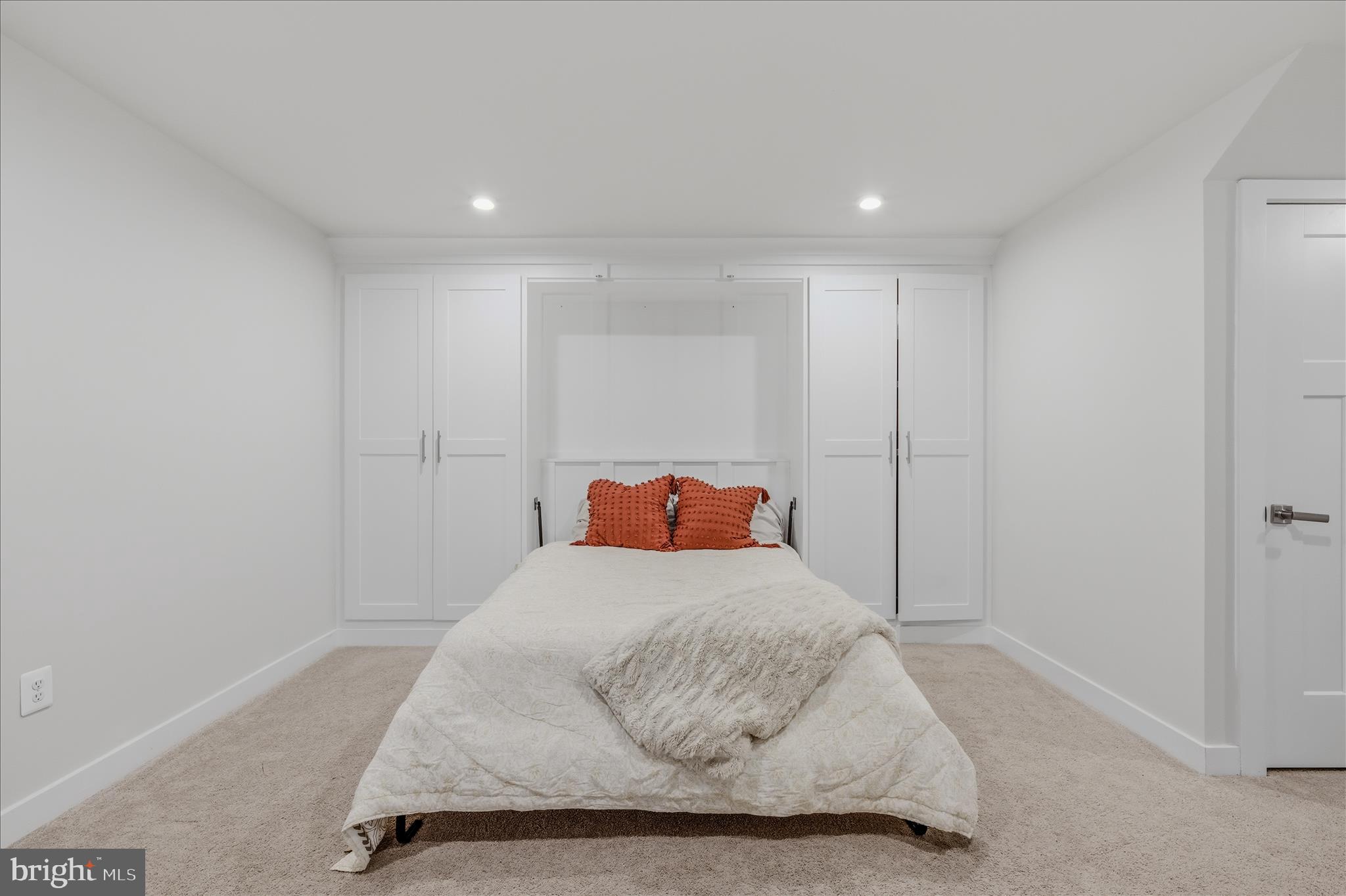 BRENTWOOD SPRINGS - Residential