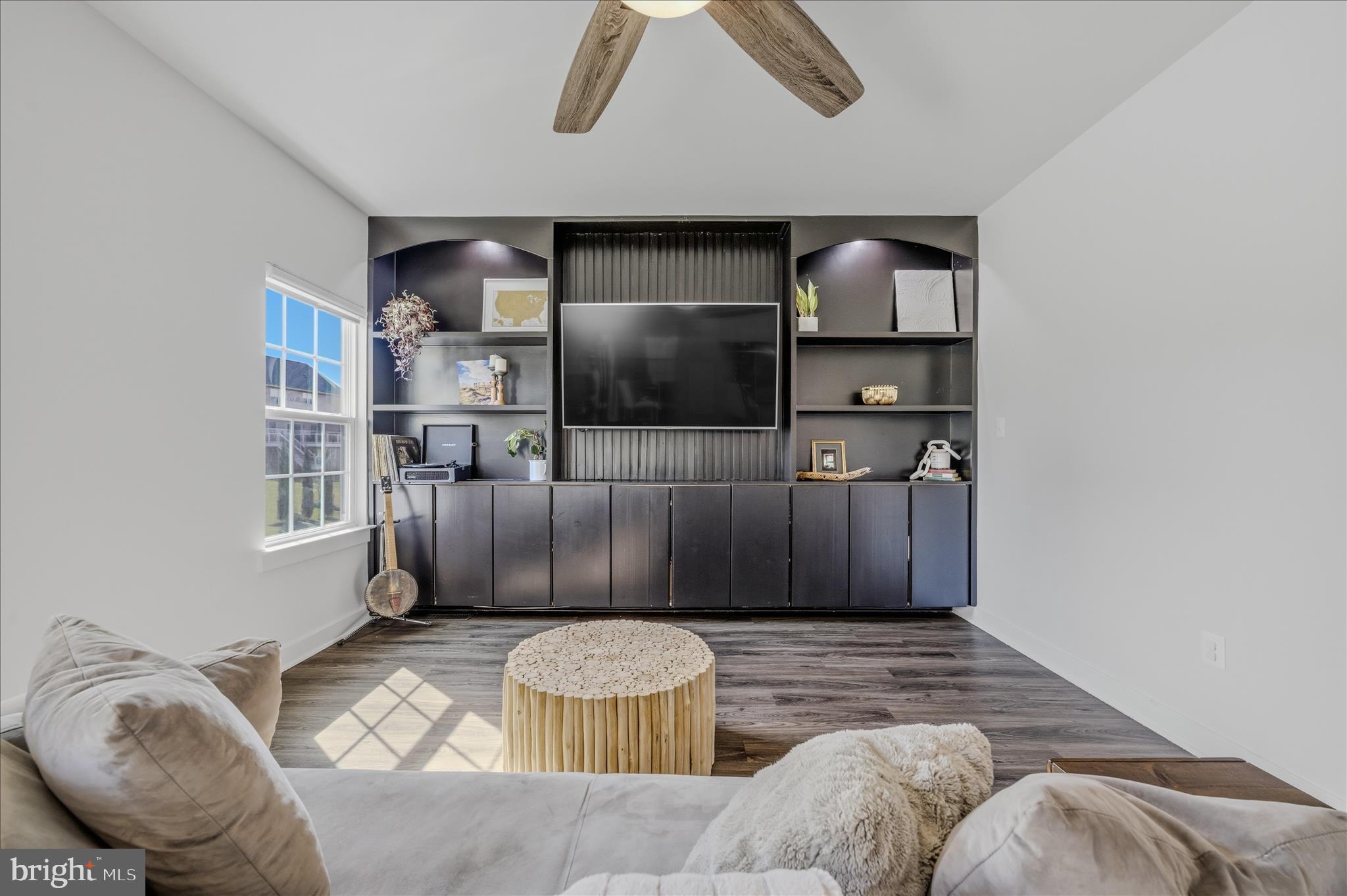 BRENTWOOD SPRINGS - Residential