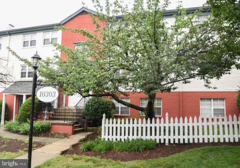 Condo For Sale - 10303 45th Place #203<br/> BELTSVILLE, MD 20705