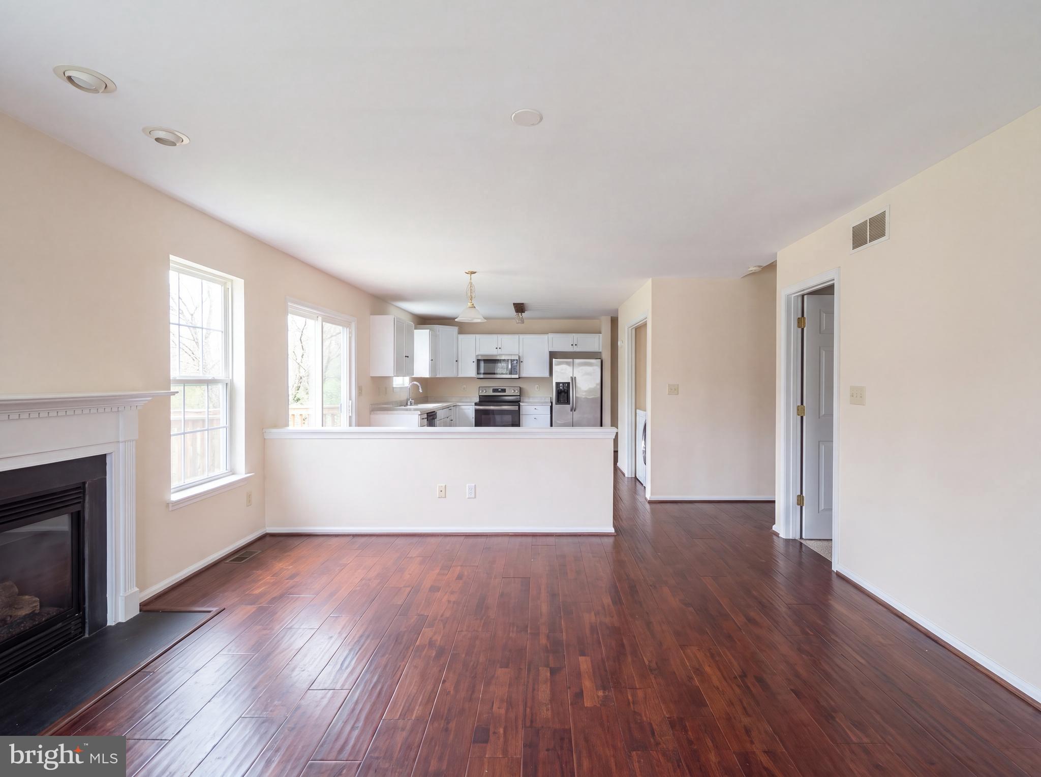 32 LEENA LANE