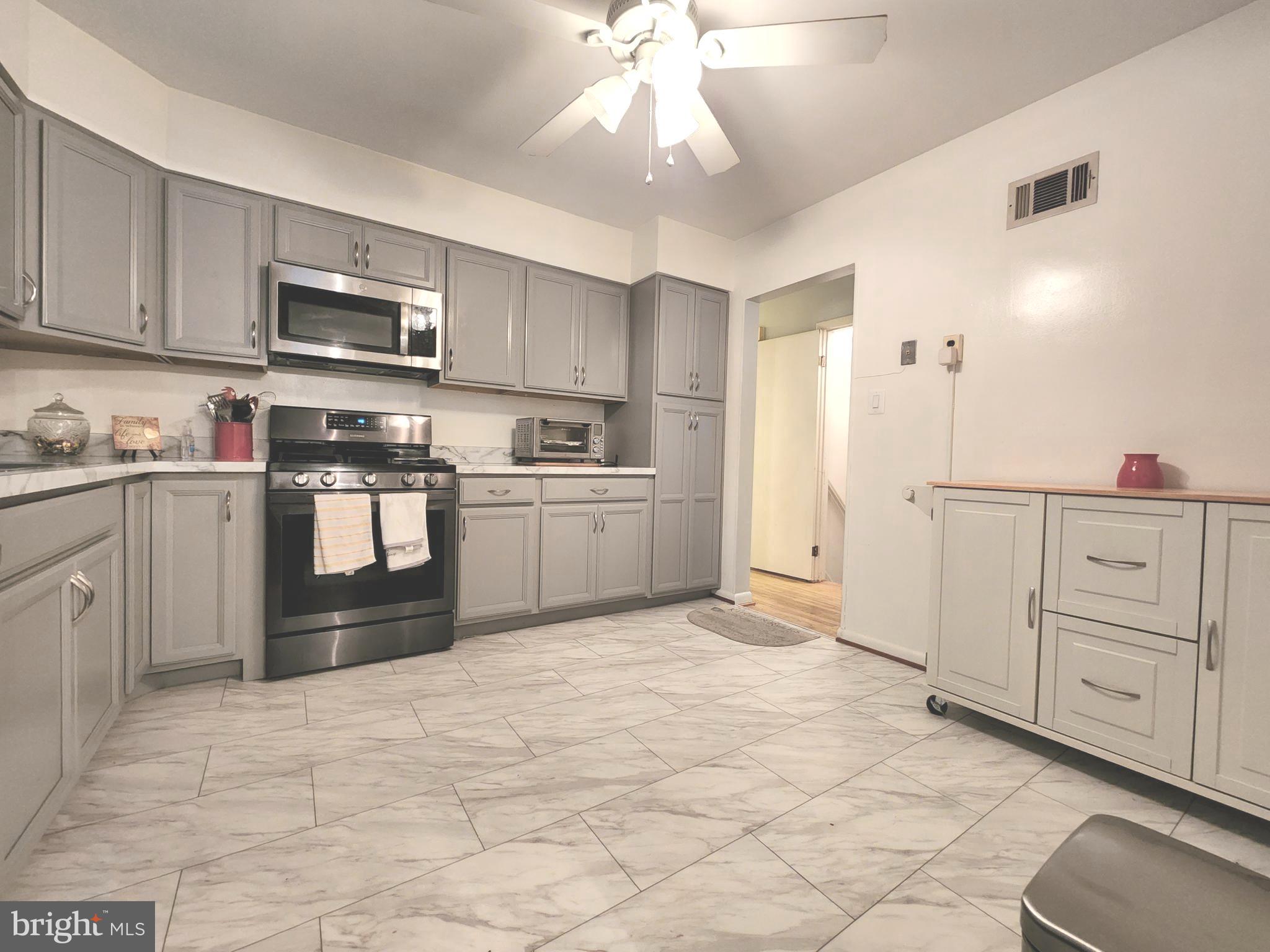 OAK ORCHARD - Residential