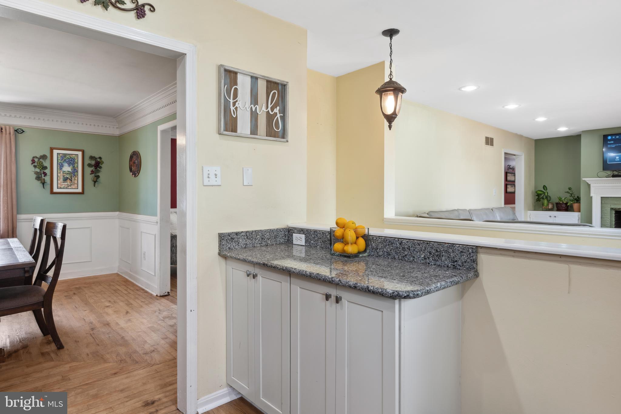 WINDSOR ESTATES - Residential