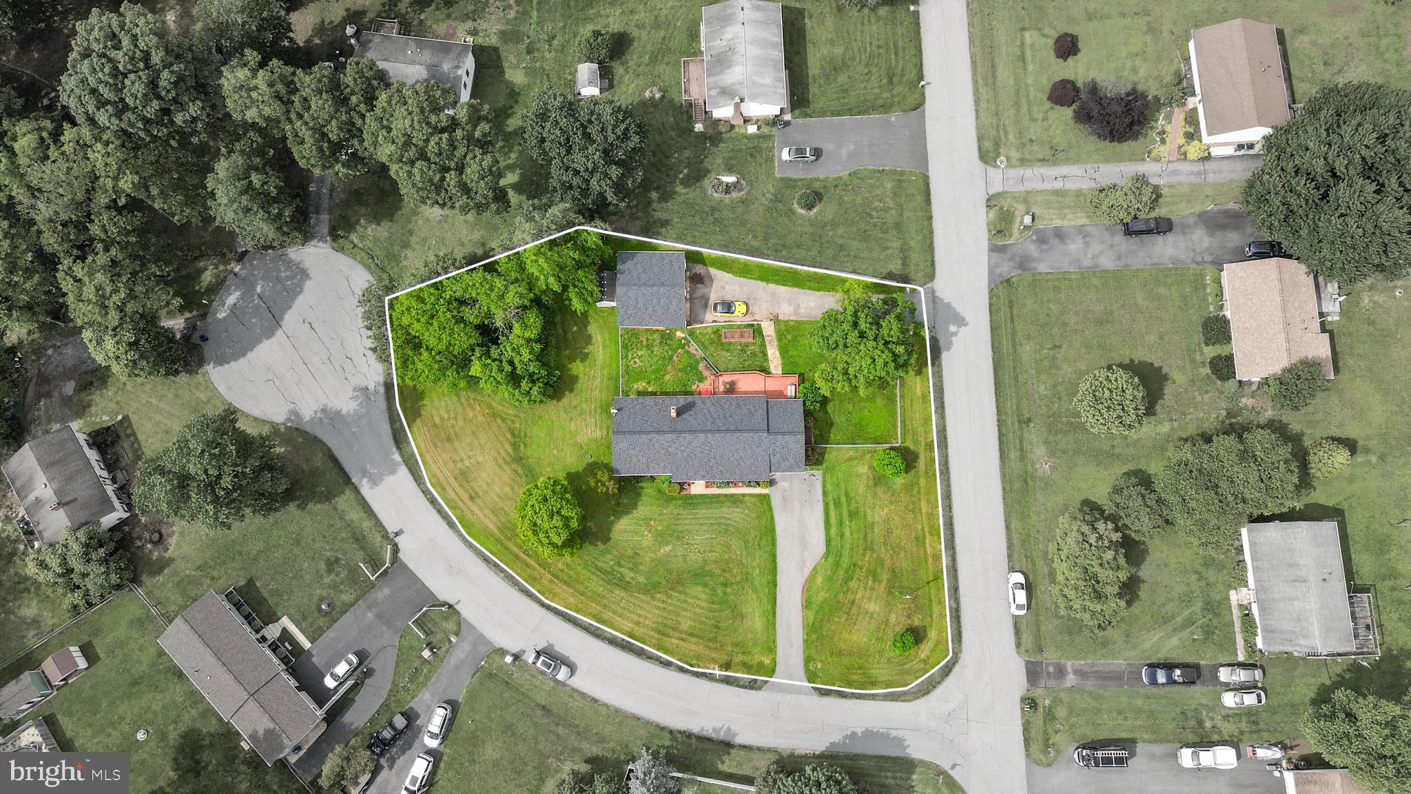 WINDSOR ESTATES - Residential