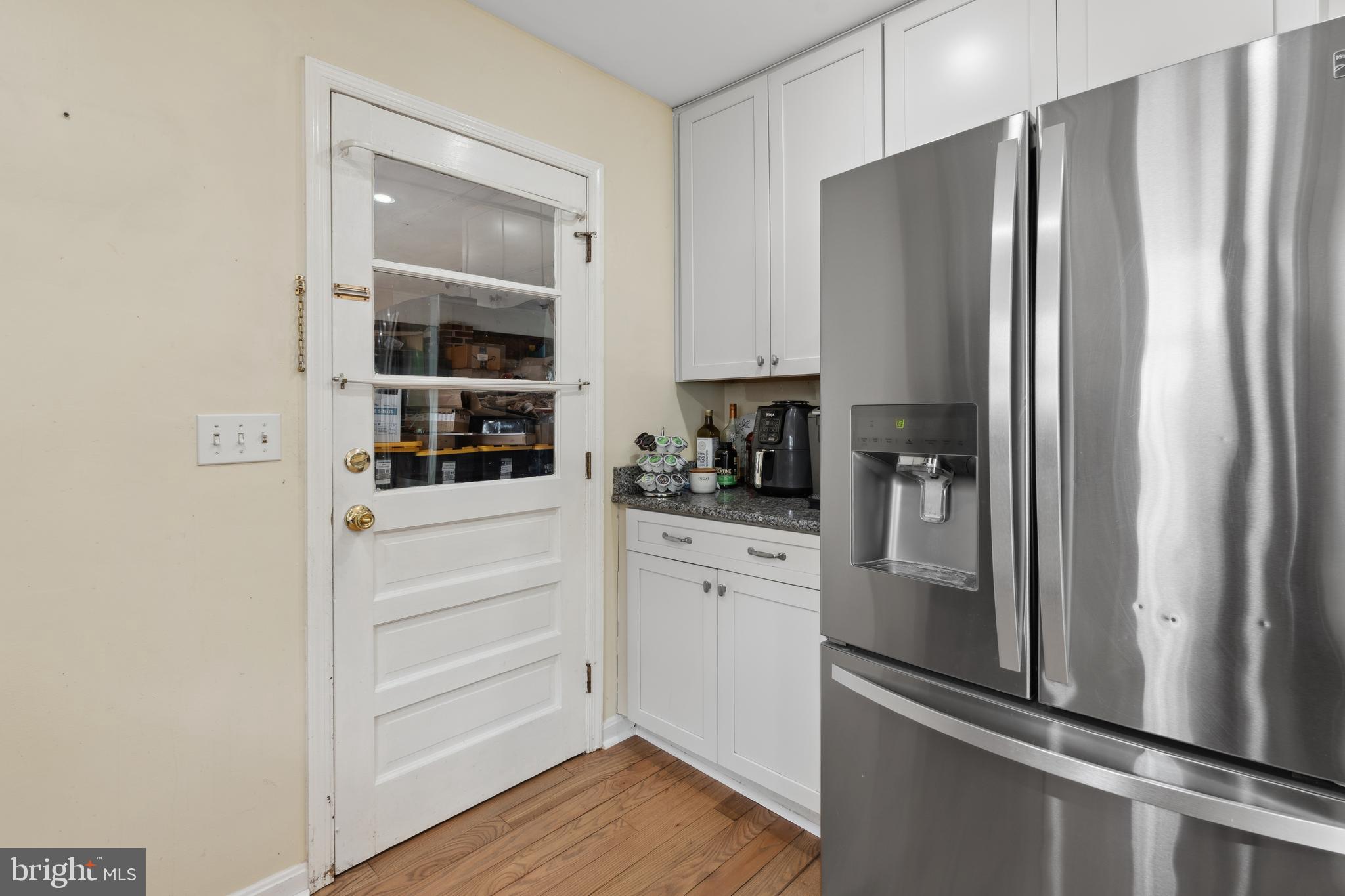 WINDSOR ESTATES - Residential