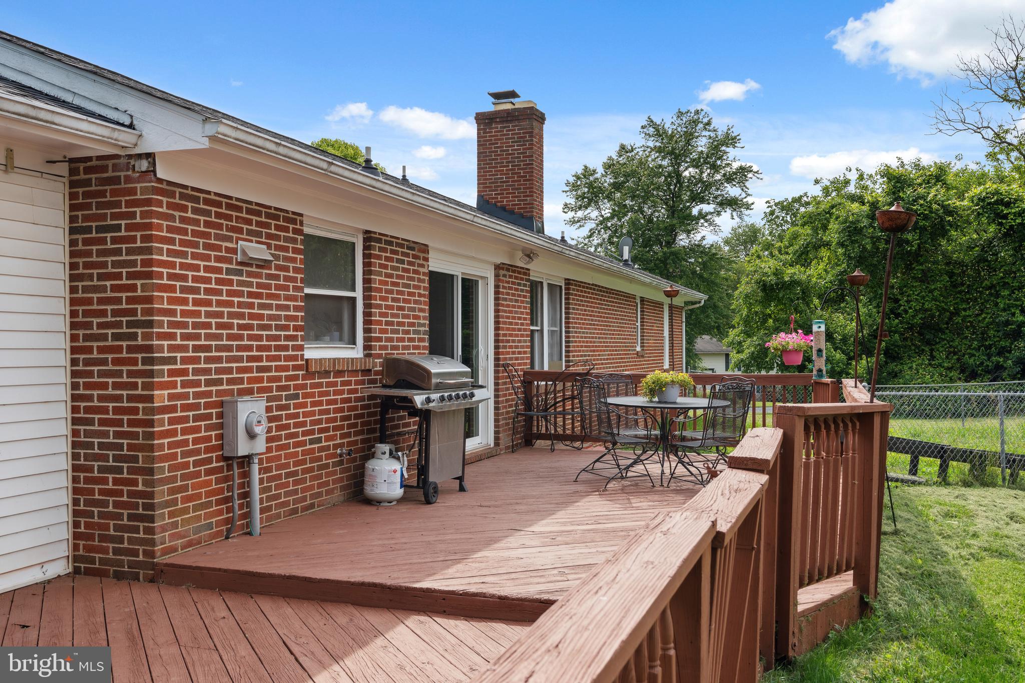 WINDSOR ESTATES - Residential