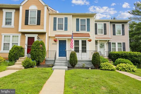 Townhouse For Sale - 19322 Liberty Heights Lane<br/> GERMANTOWN, MD 20874