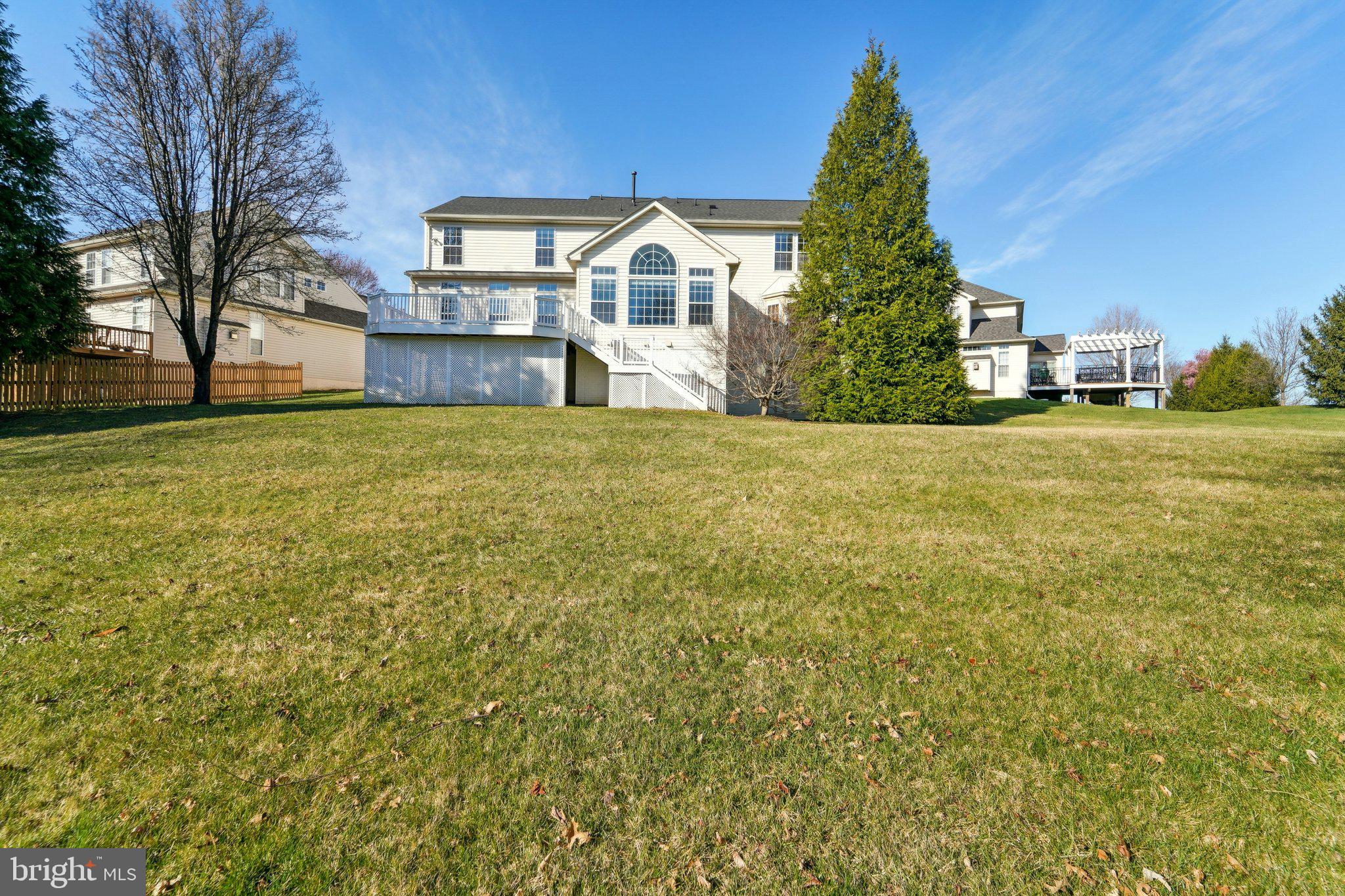 JENNA ESTATES - Residential