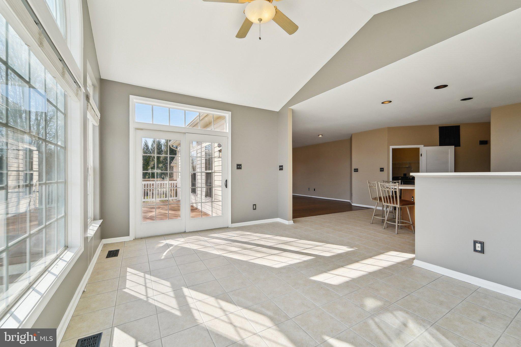 JENNA ESTATES - Residential