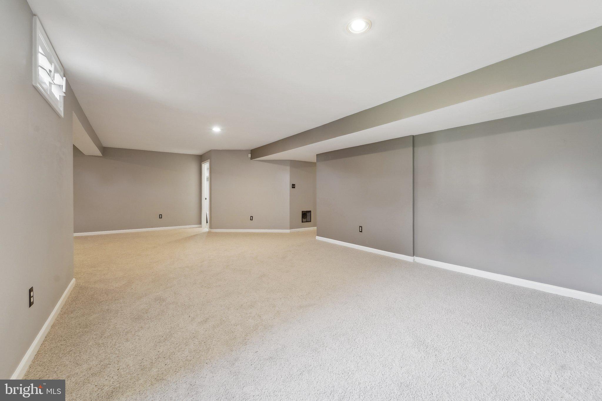 JENNA ESTATES - Residential