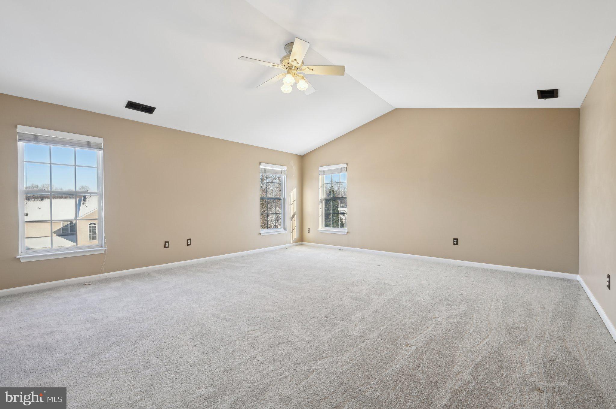 JENNA ESTATES - Residential