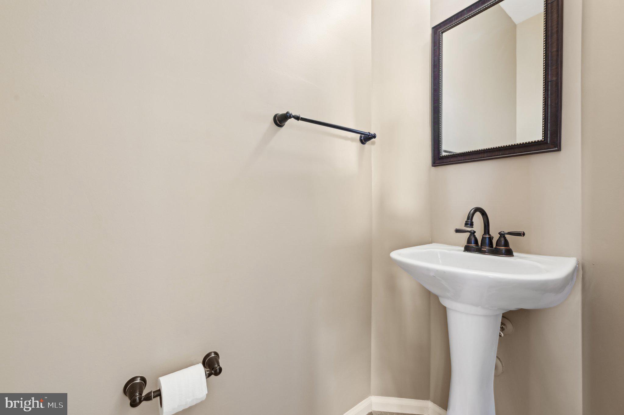 JENNA ESTATES - Residential