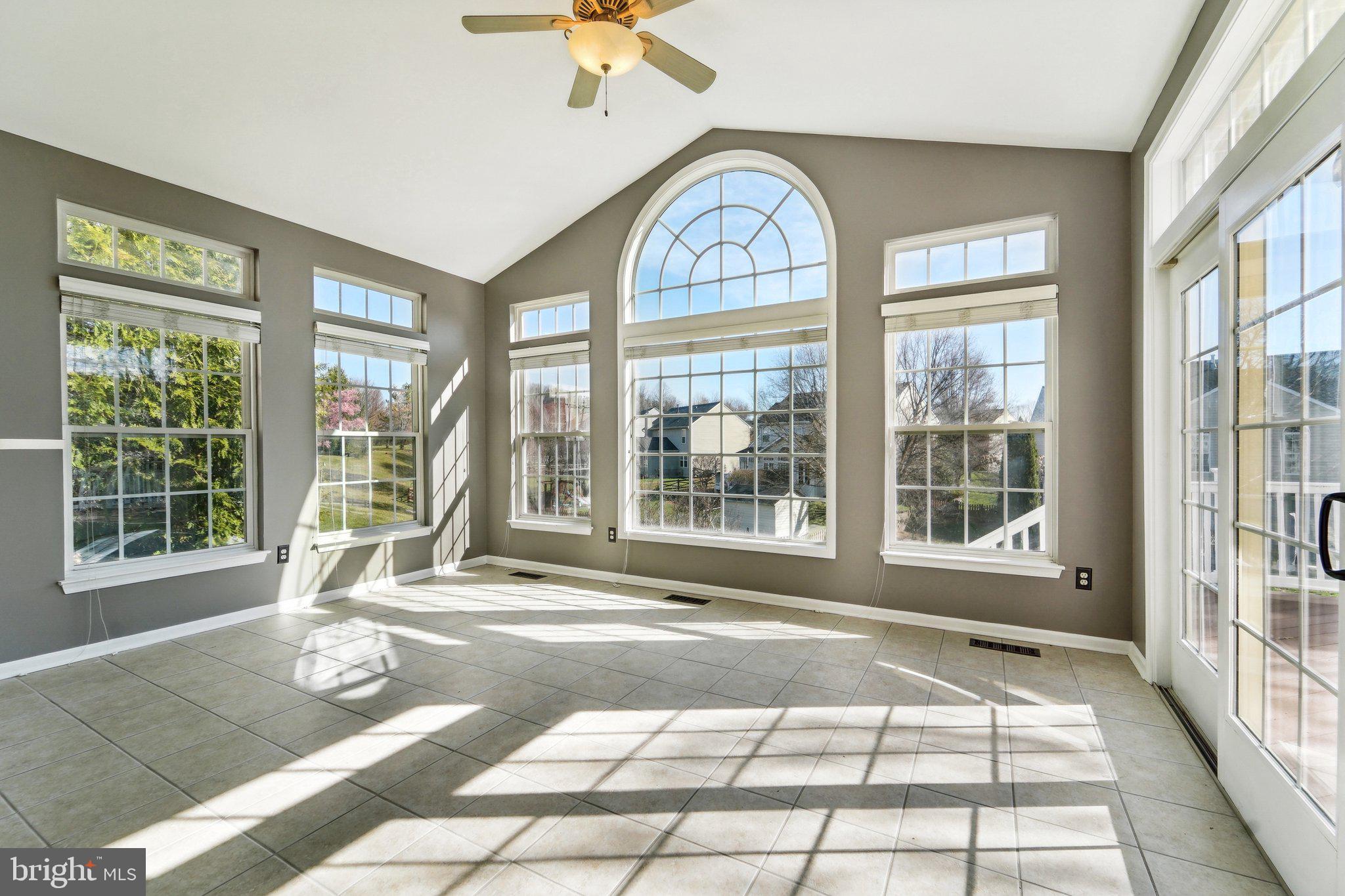 JENNA ESTATES - Residential