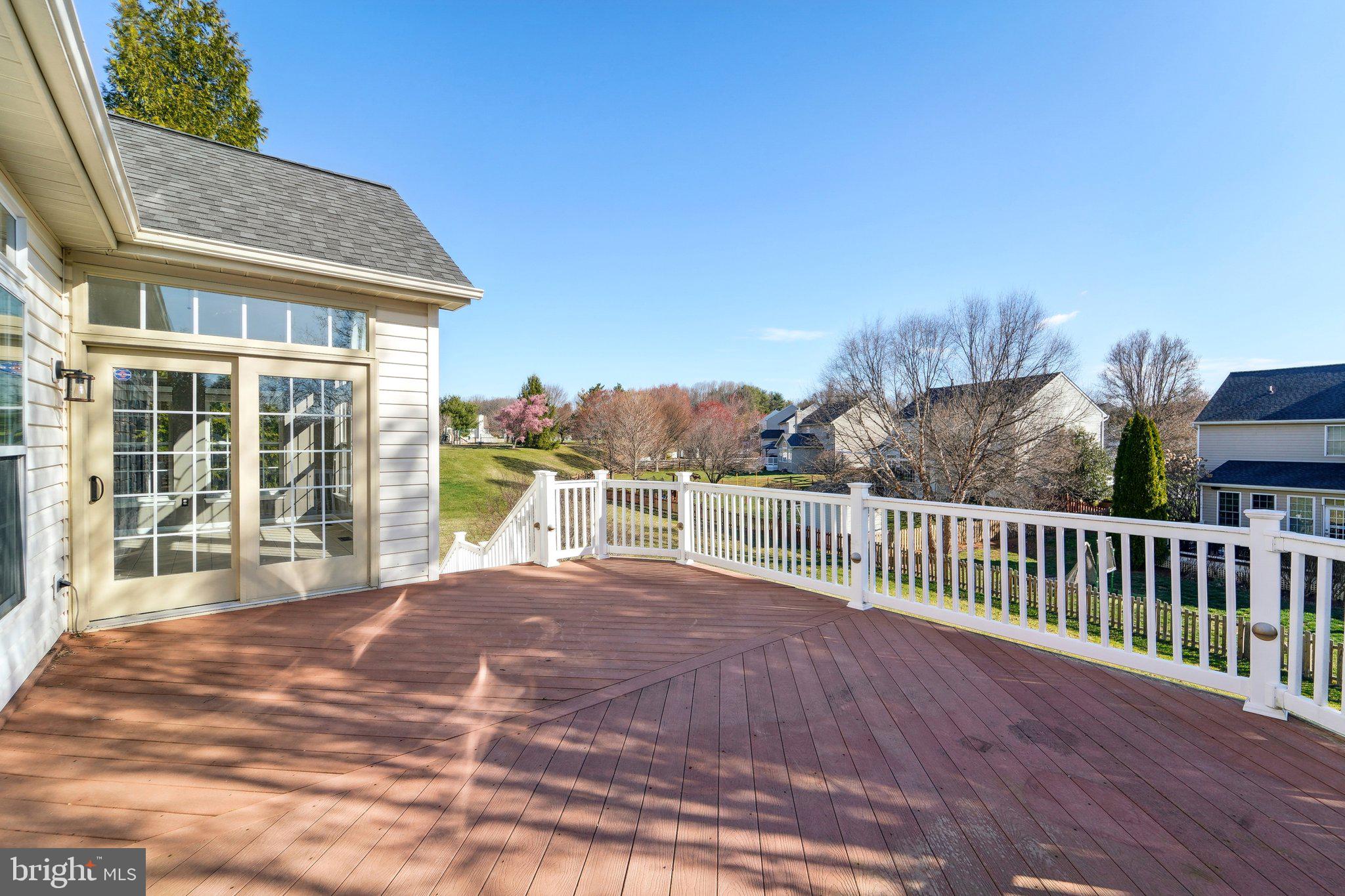 JENNA ESTATES - Residential