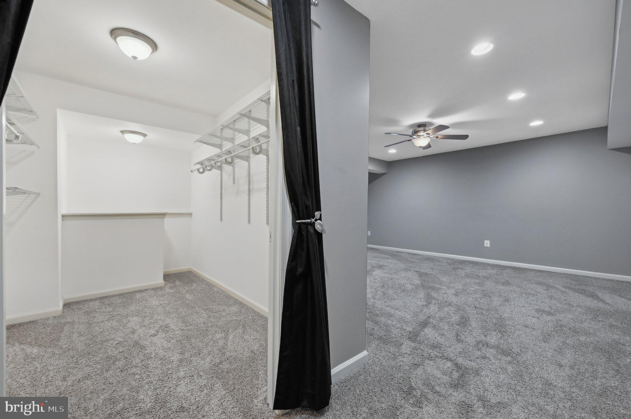 JENNA ESTATES - Residential