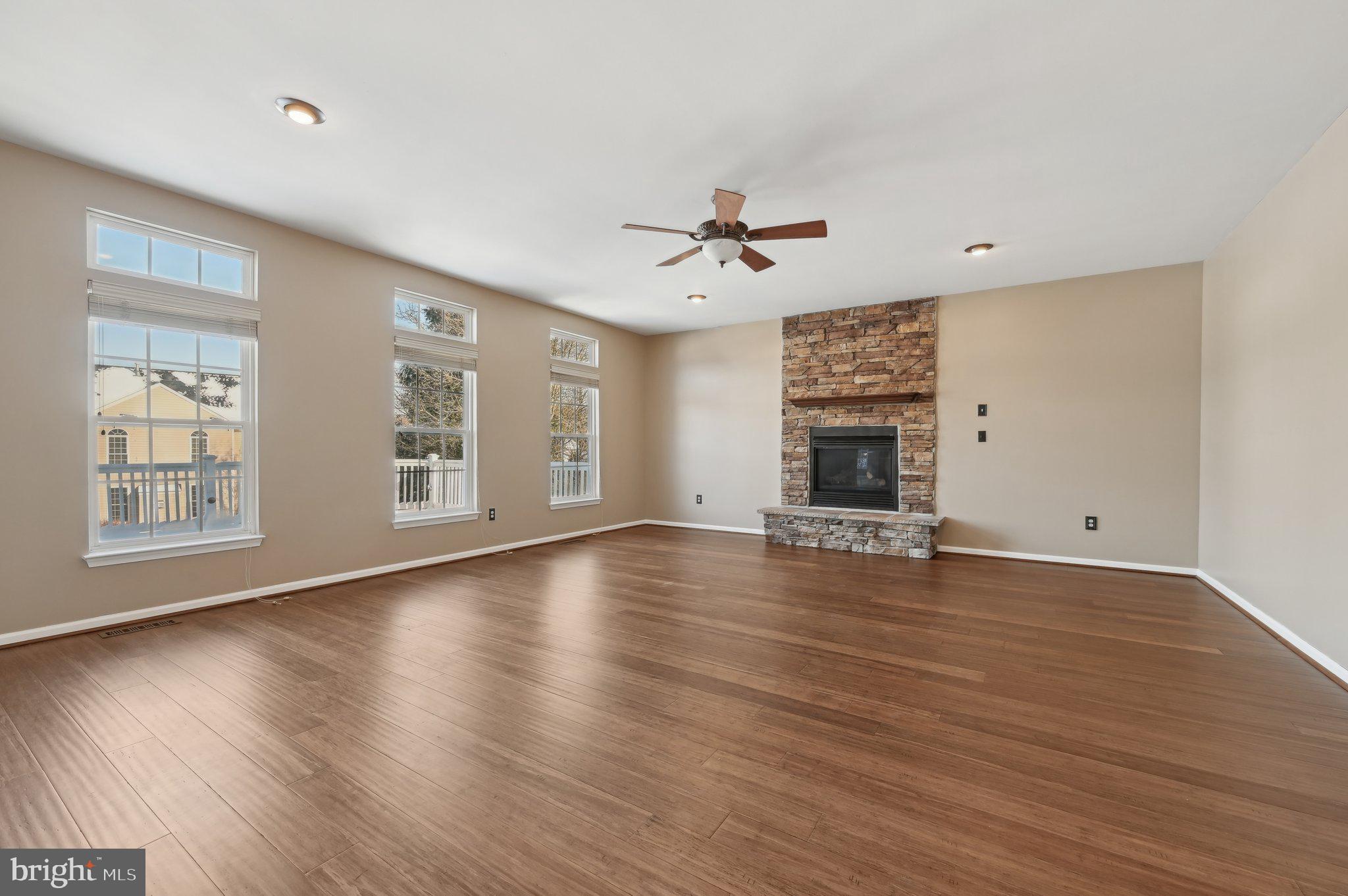 JENNA ESTATES - Residential