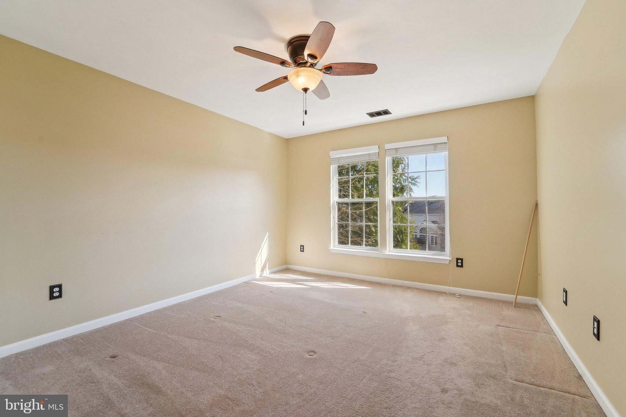 JENNA ESTATES - Residential