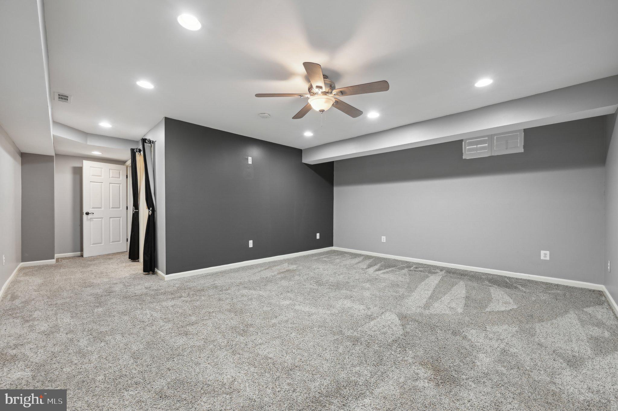 JENNA ESTATES - Residential