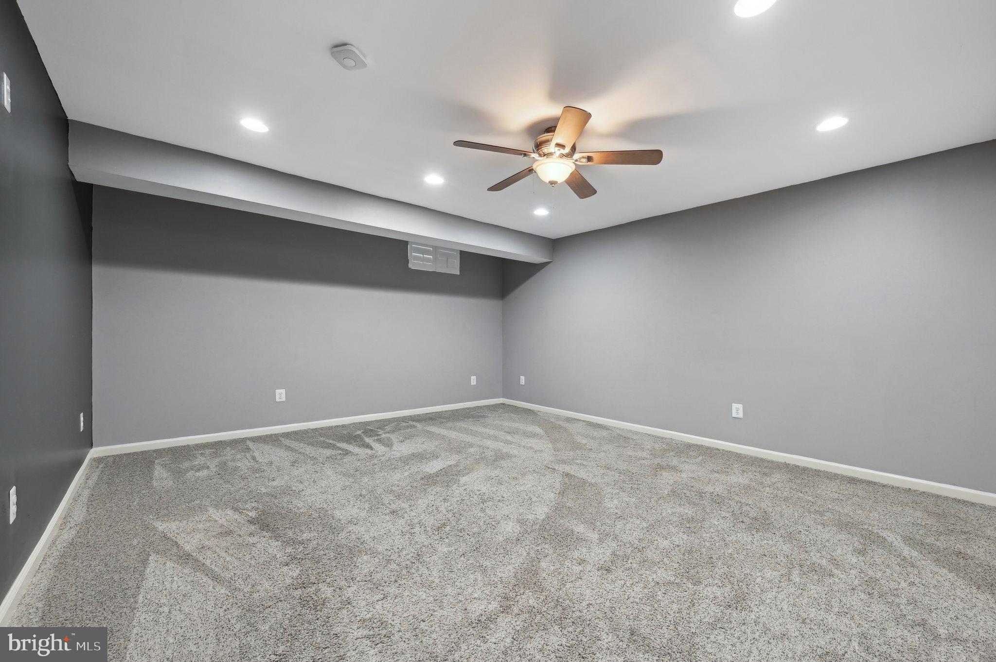 JENNA ESTATES - Residential