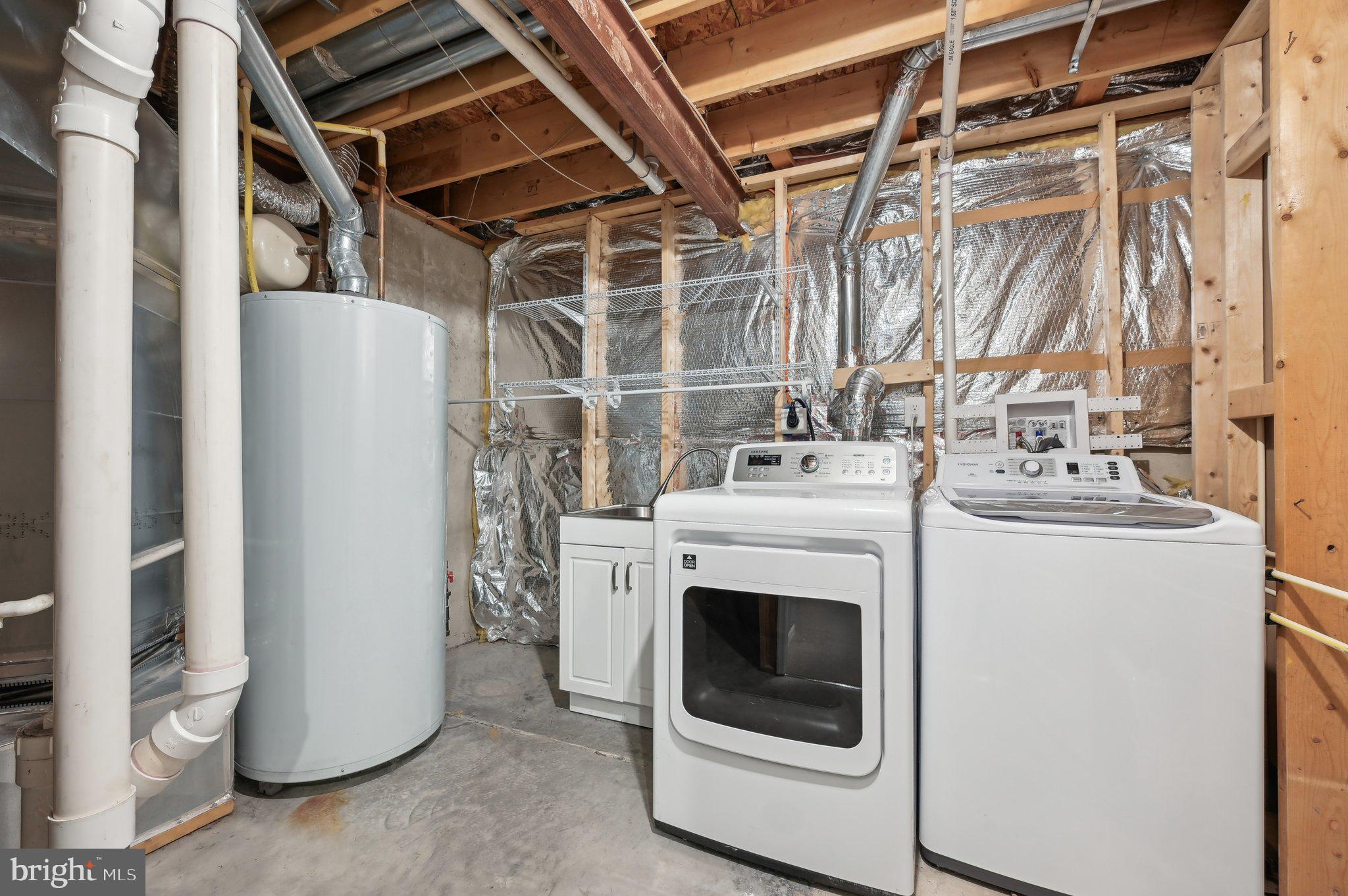 JENNA ESTATES - Residential