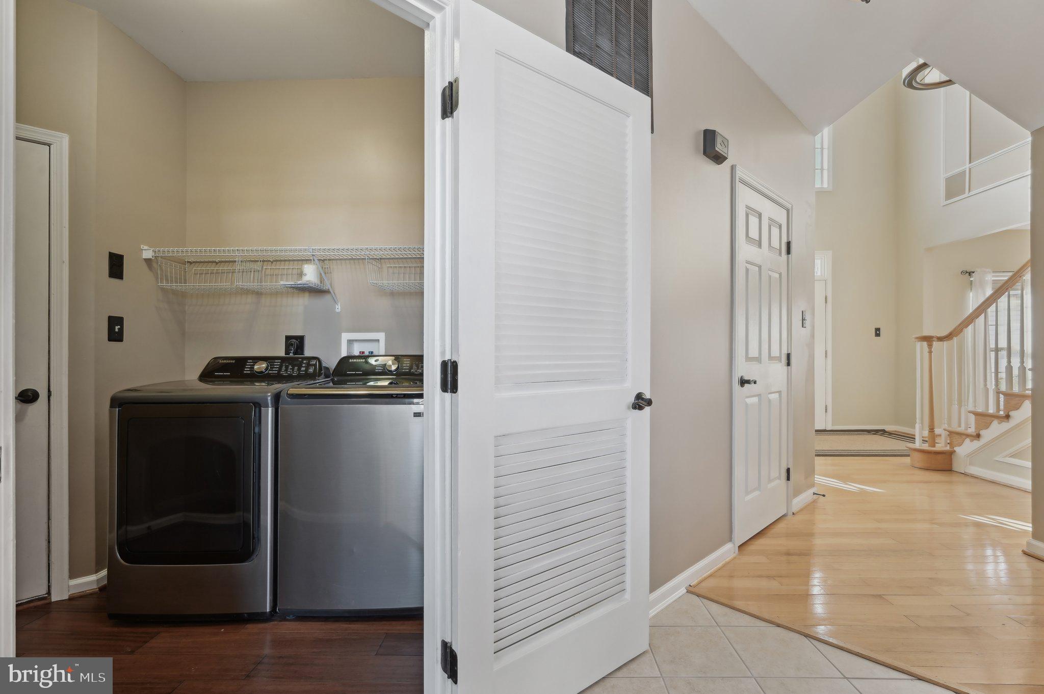 JENNA ESTATES - Residential