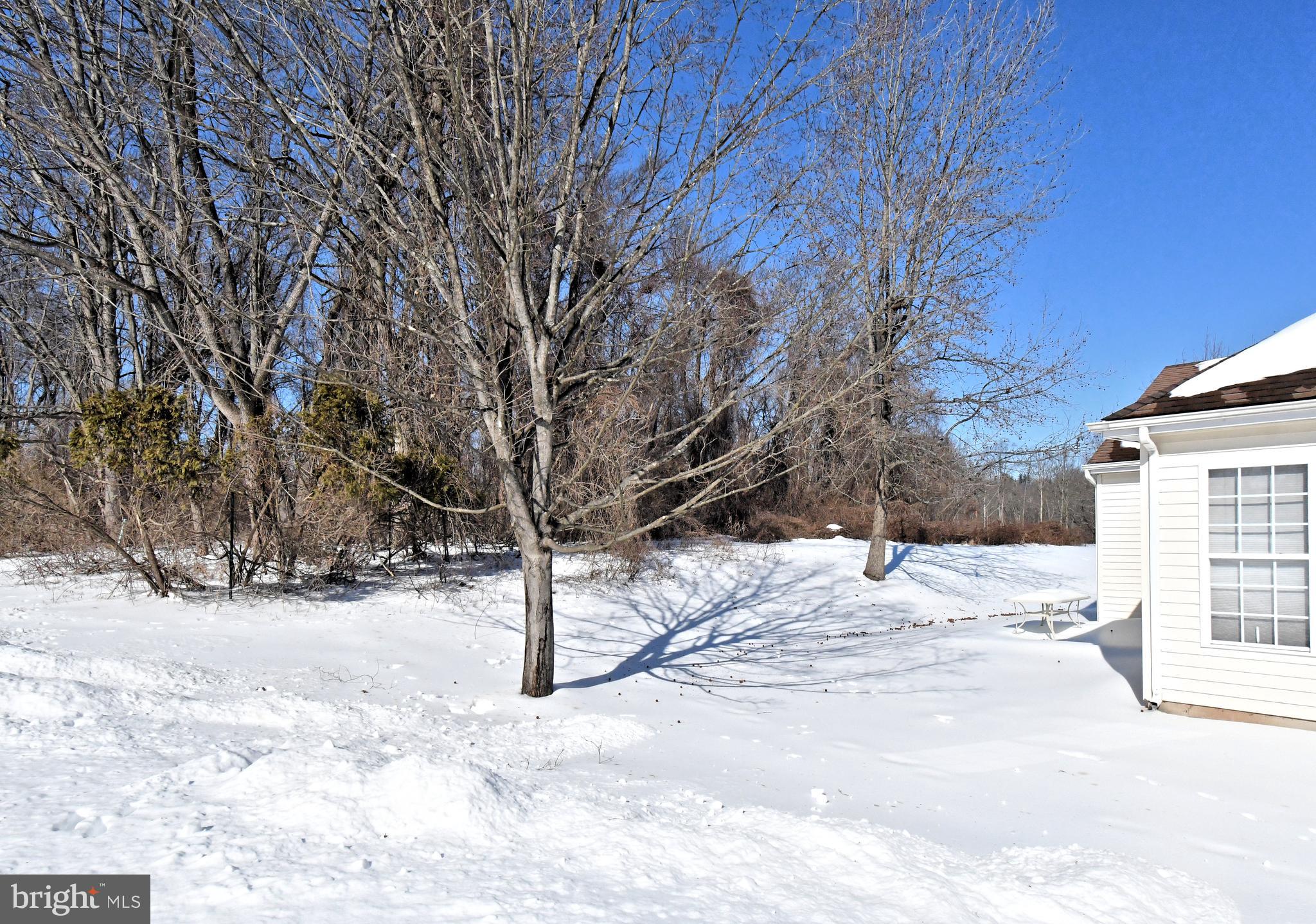 HERITAGE CR ESTS - Residential