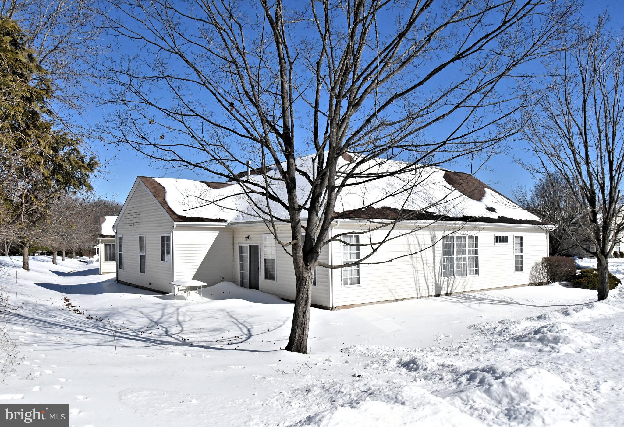 HERITAGE CR ESTS - Residential