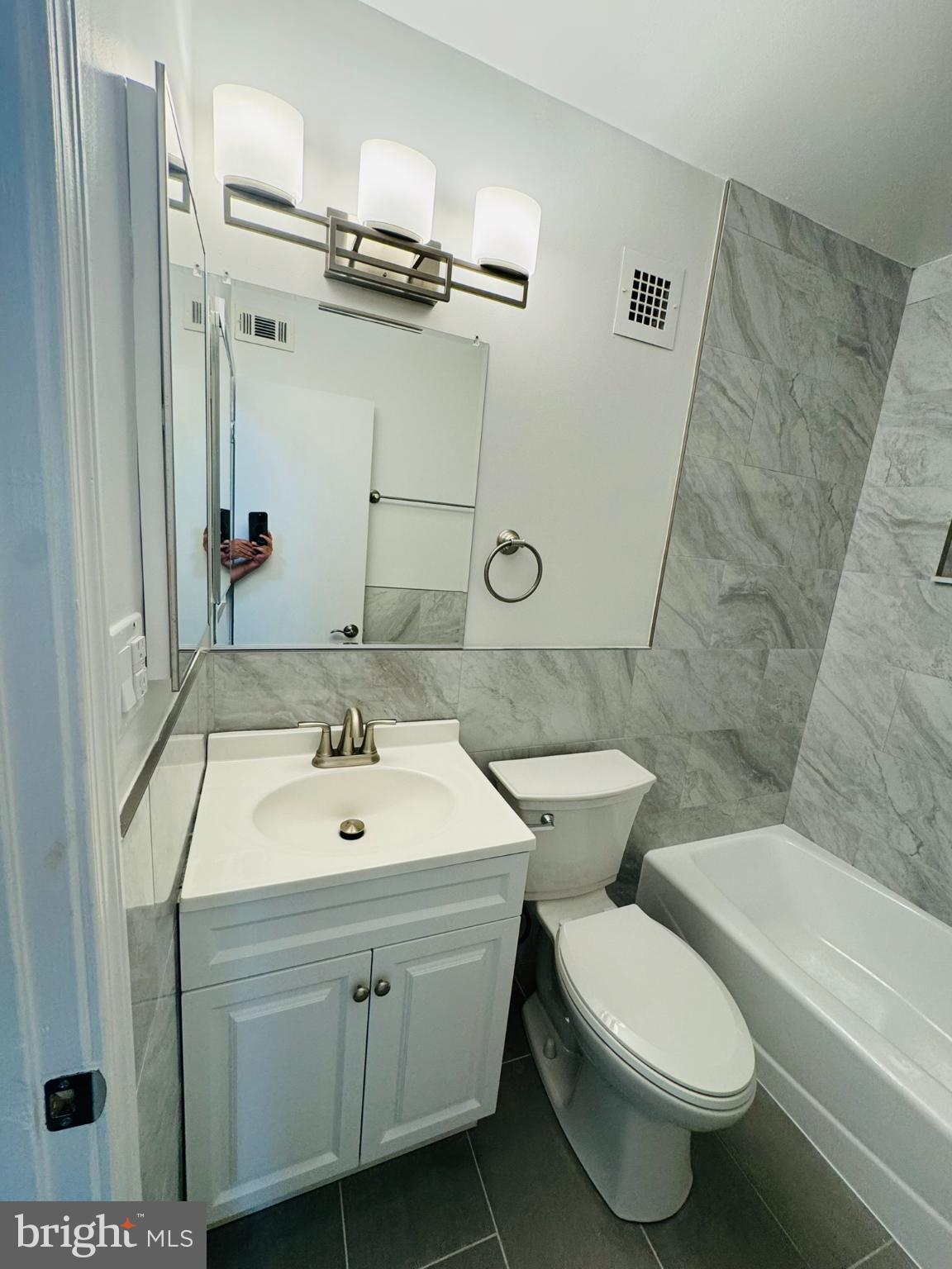 FOXCROFT COLONY CONDOS - Residential