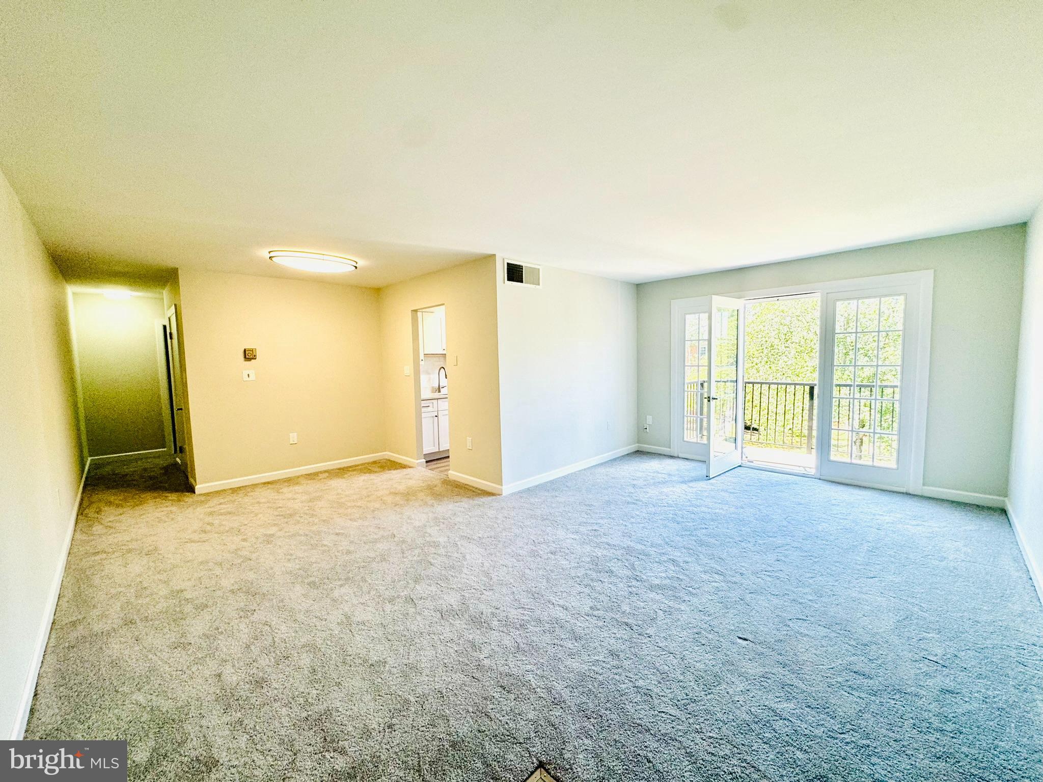 FOXCROFT COLONY CONDOS - Residential