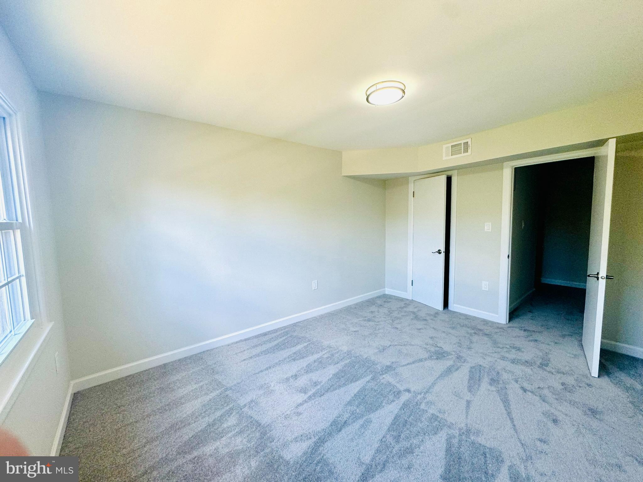 FOXCROFT COLONY CONDOS - Residential