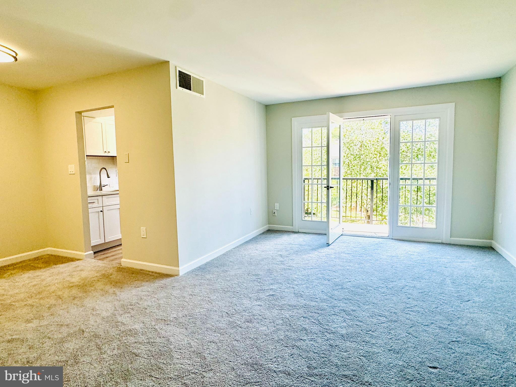 FOXCROFT COLONY CONDOS - Residential