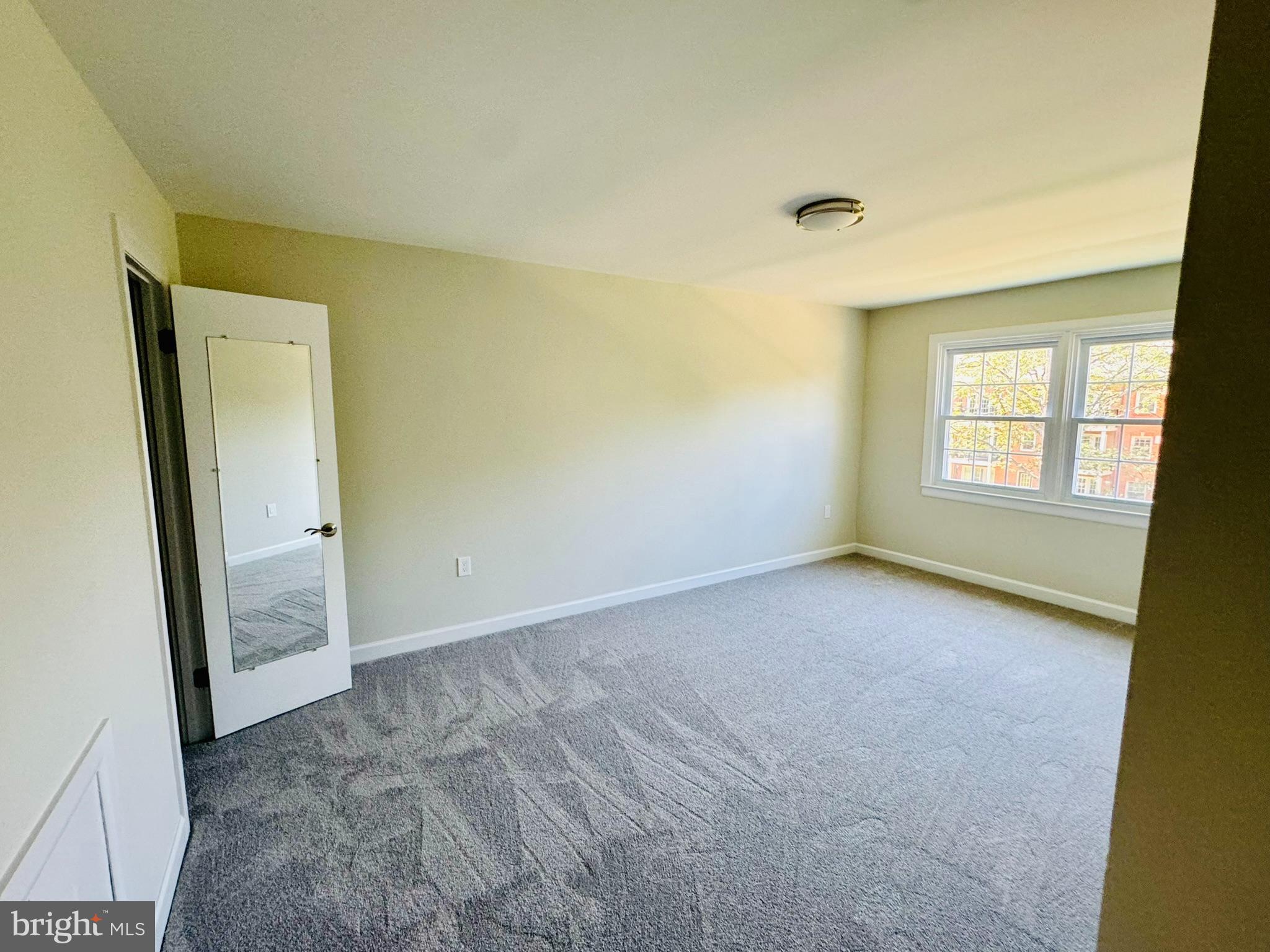 FOXCROFT COLONY CONDOS - Residential