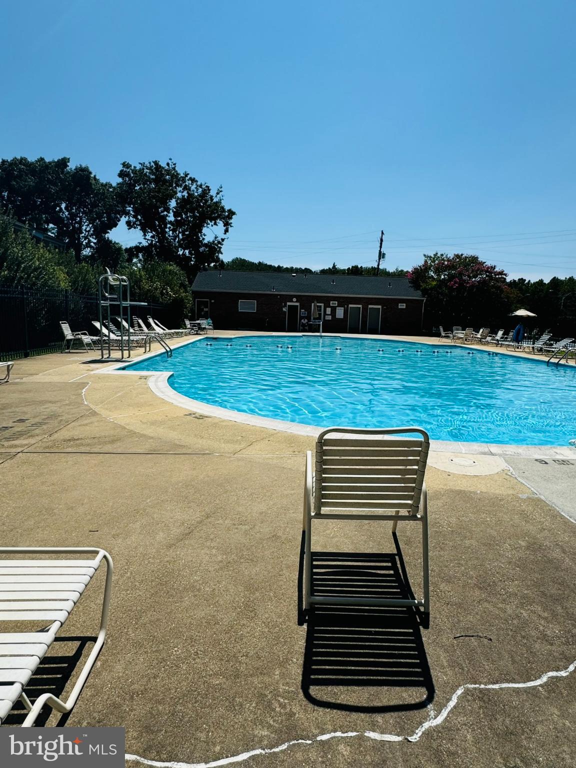 FOXCROFT COLONY CONDOS - Residential