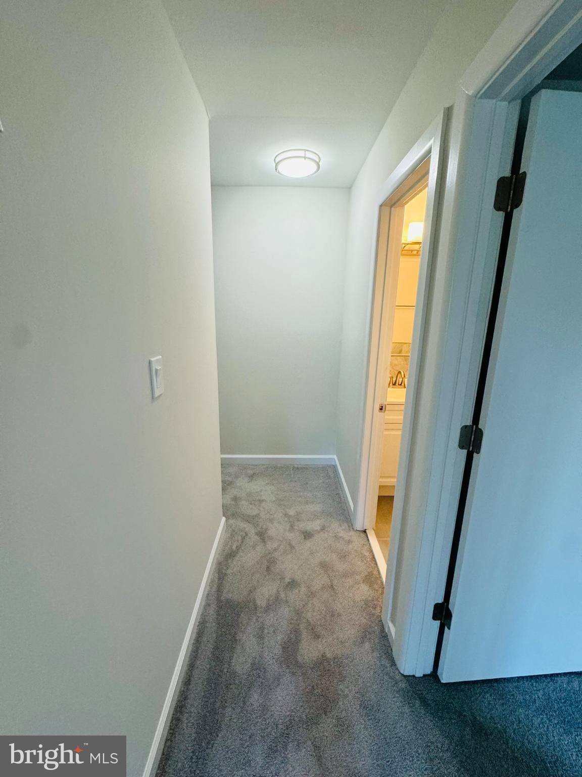 FOXCROFT COLONY CONDOS - Residential