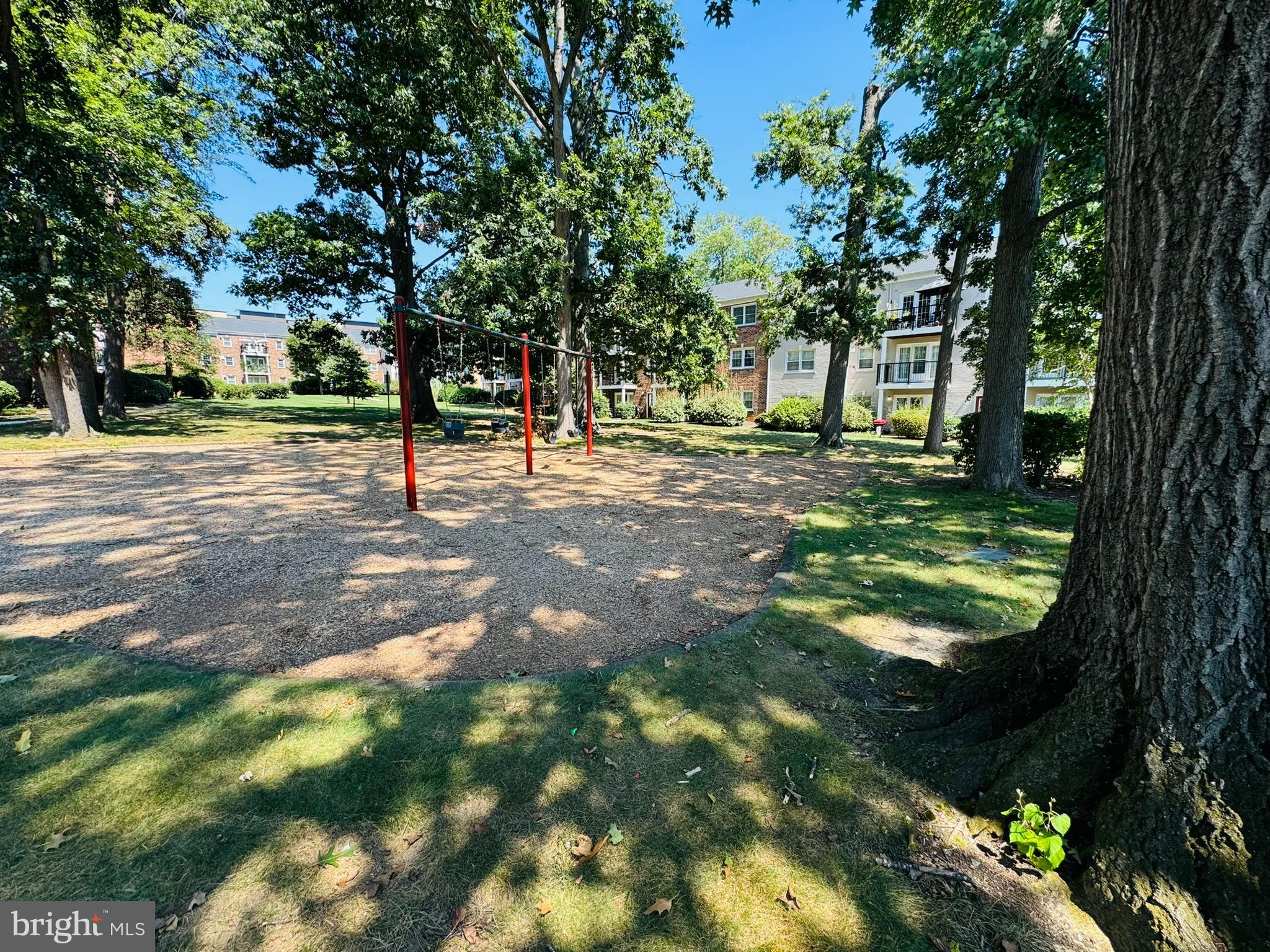 FOXCROFT COLONY CONDOS - Residential