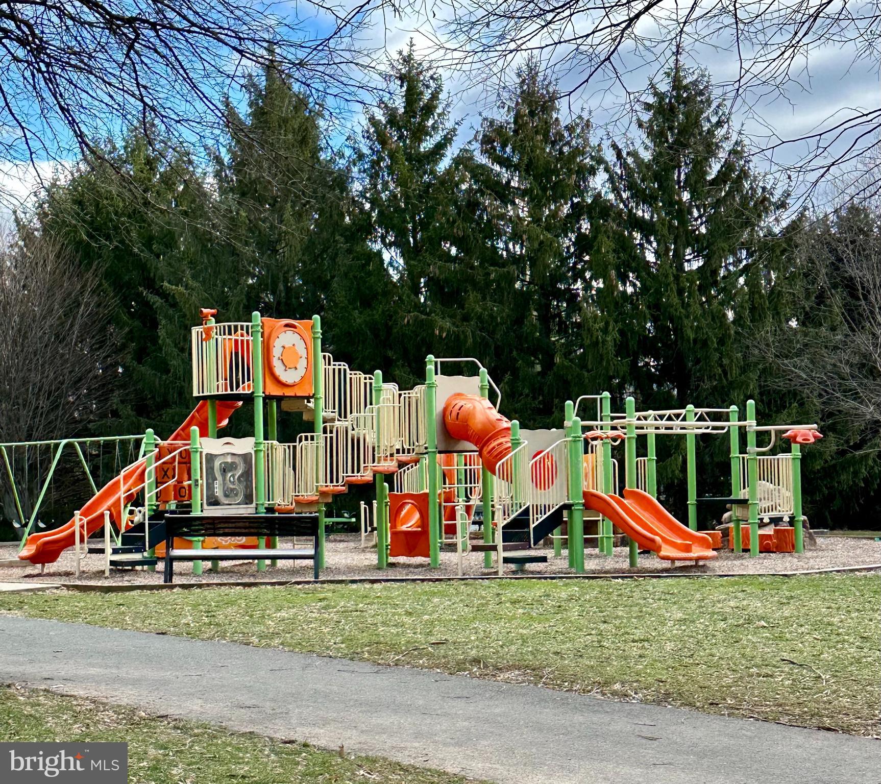 WATERS LANDING - Residential