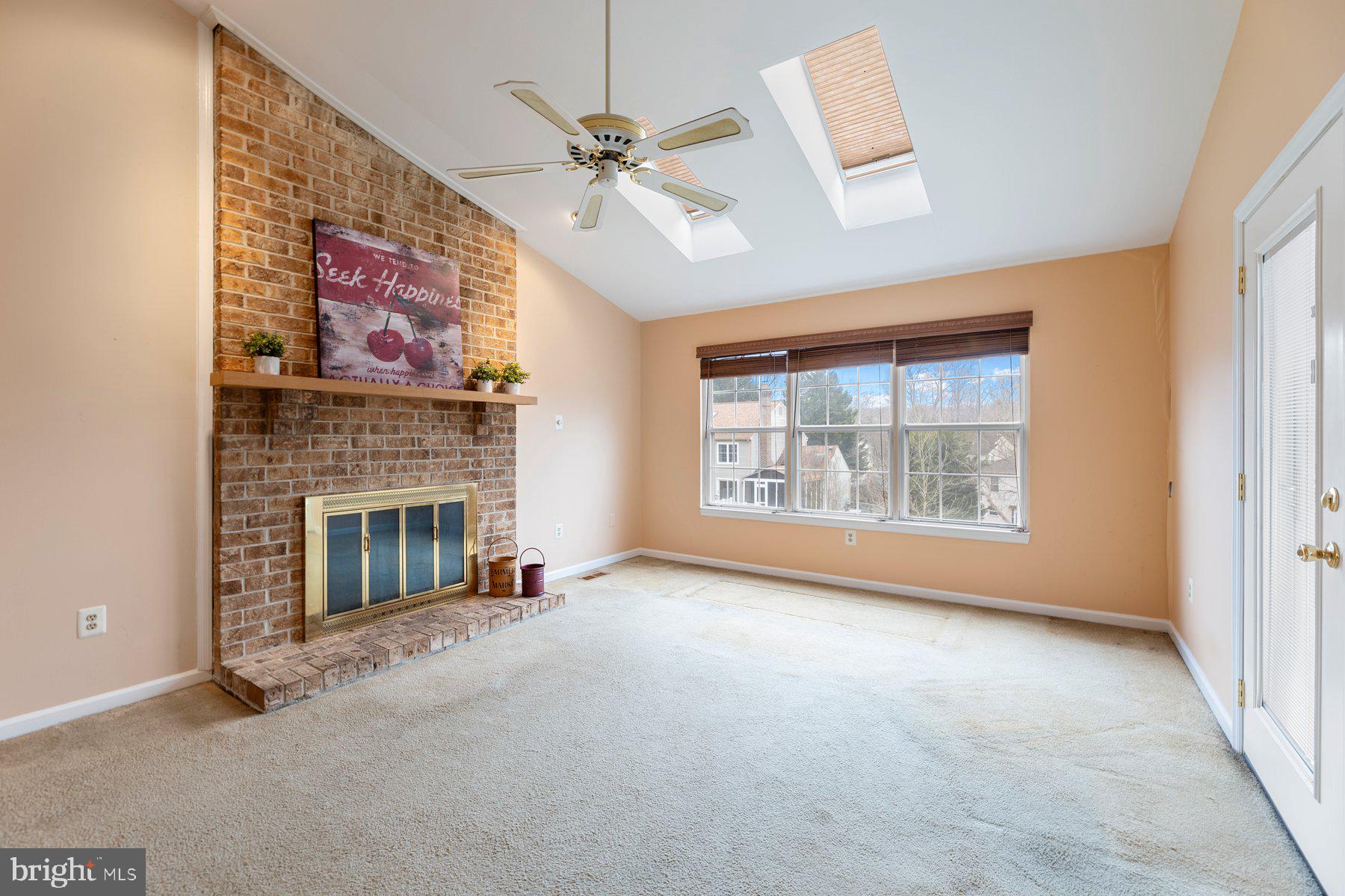 WATERS LANDING - Residential