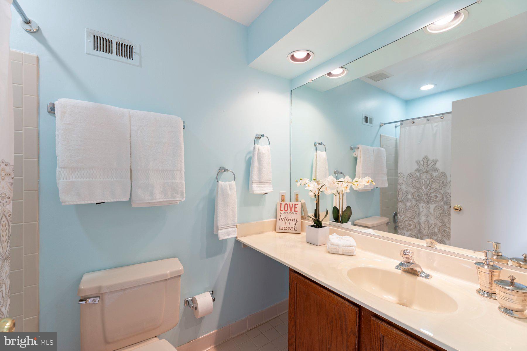 WATERS LANDING - Residential