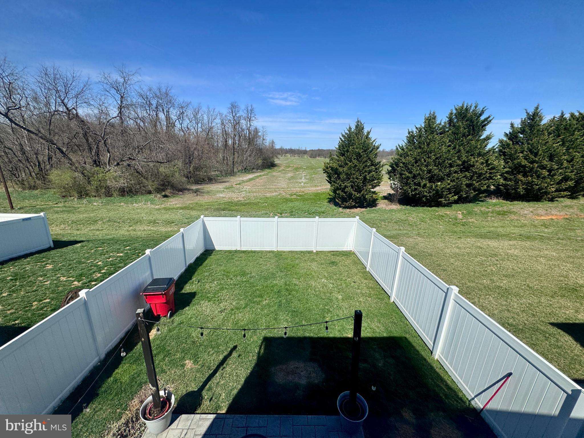 BRIAR RUN - Residential Lease