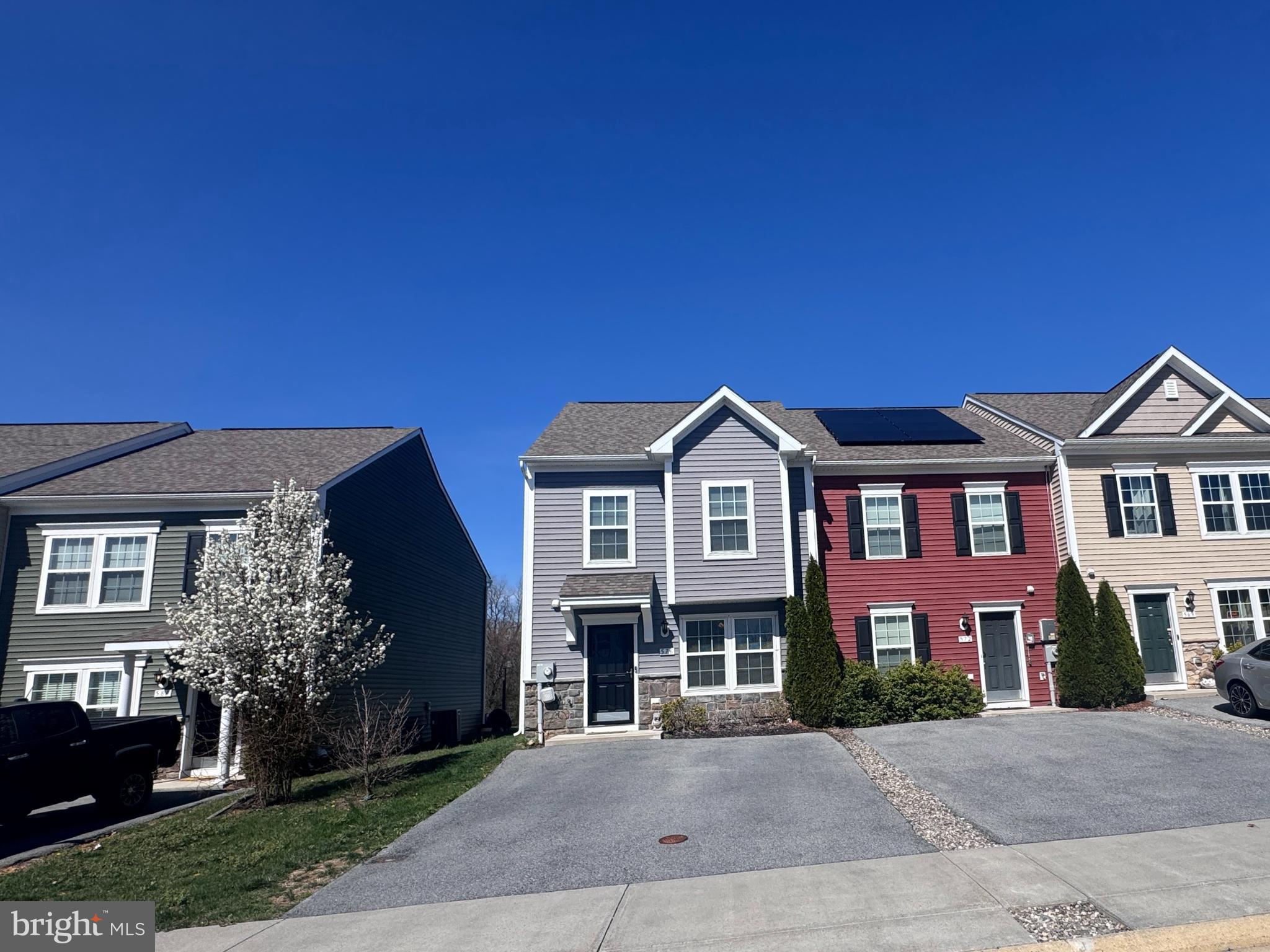 BRIAR RUN - Residential Lease