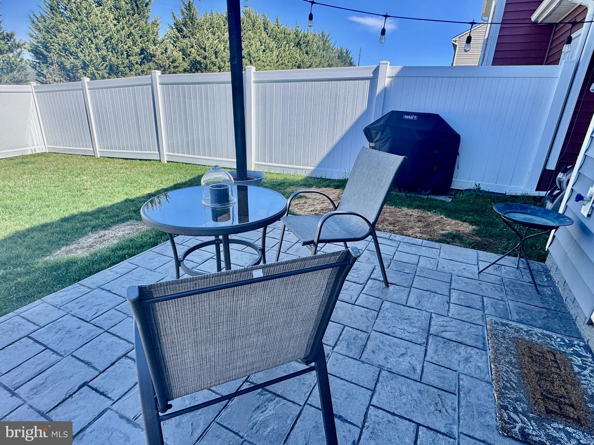 BRIAR RUN - Residential Lease