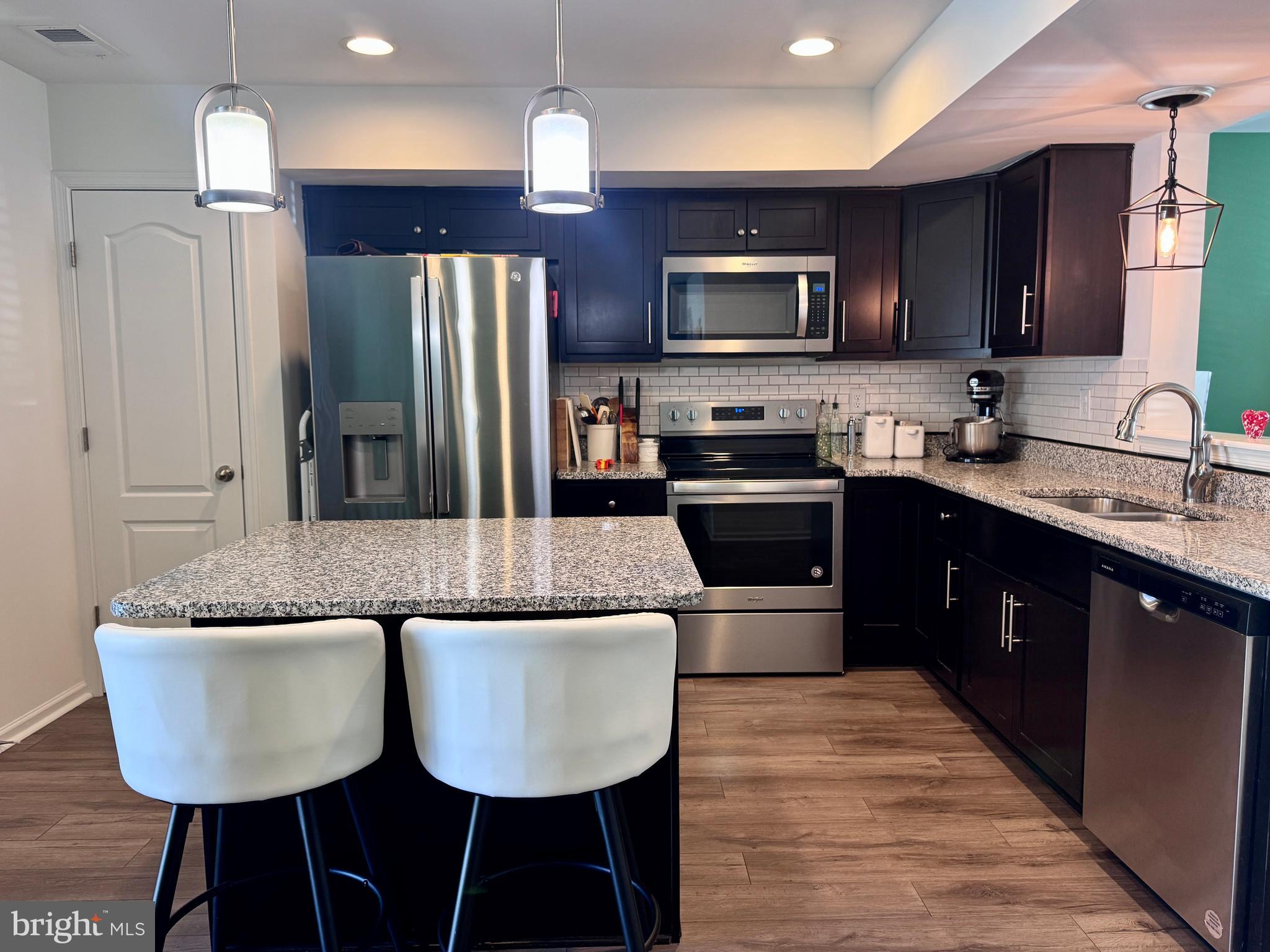 BRIAR RUN - Residential Lease