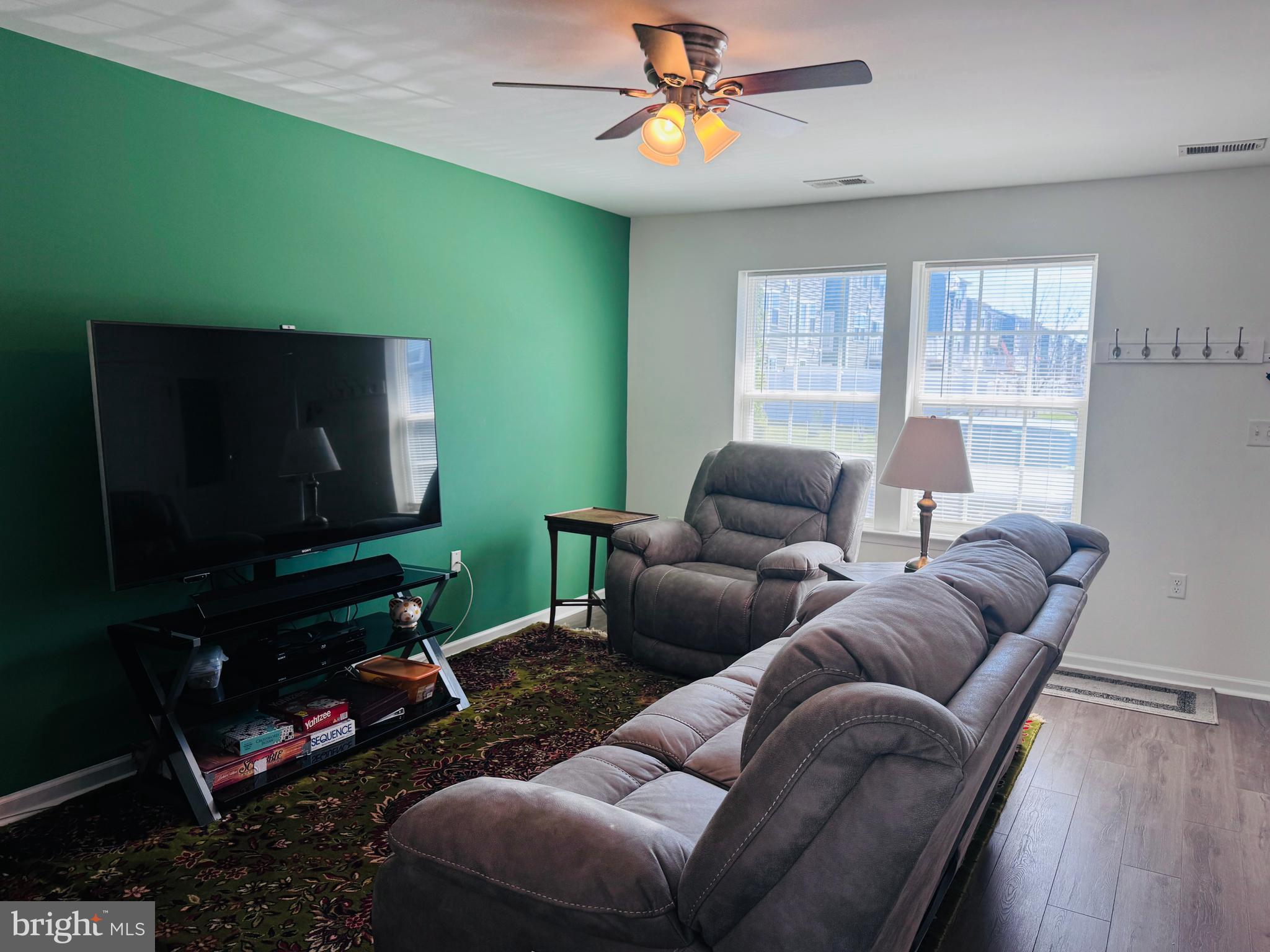 BRIAR RUN - Residential Lease