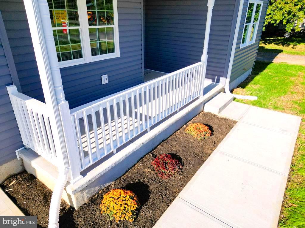 TOWN OF RIDGELY - Residential