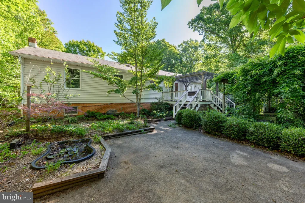 Additional image 40 of 3628 S Spotswood Trail, Barboursville, VA 22923