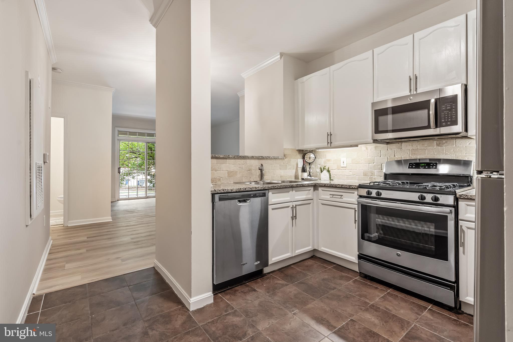 2711 BELLFOREST COURT 109