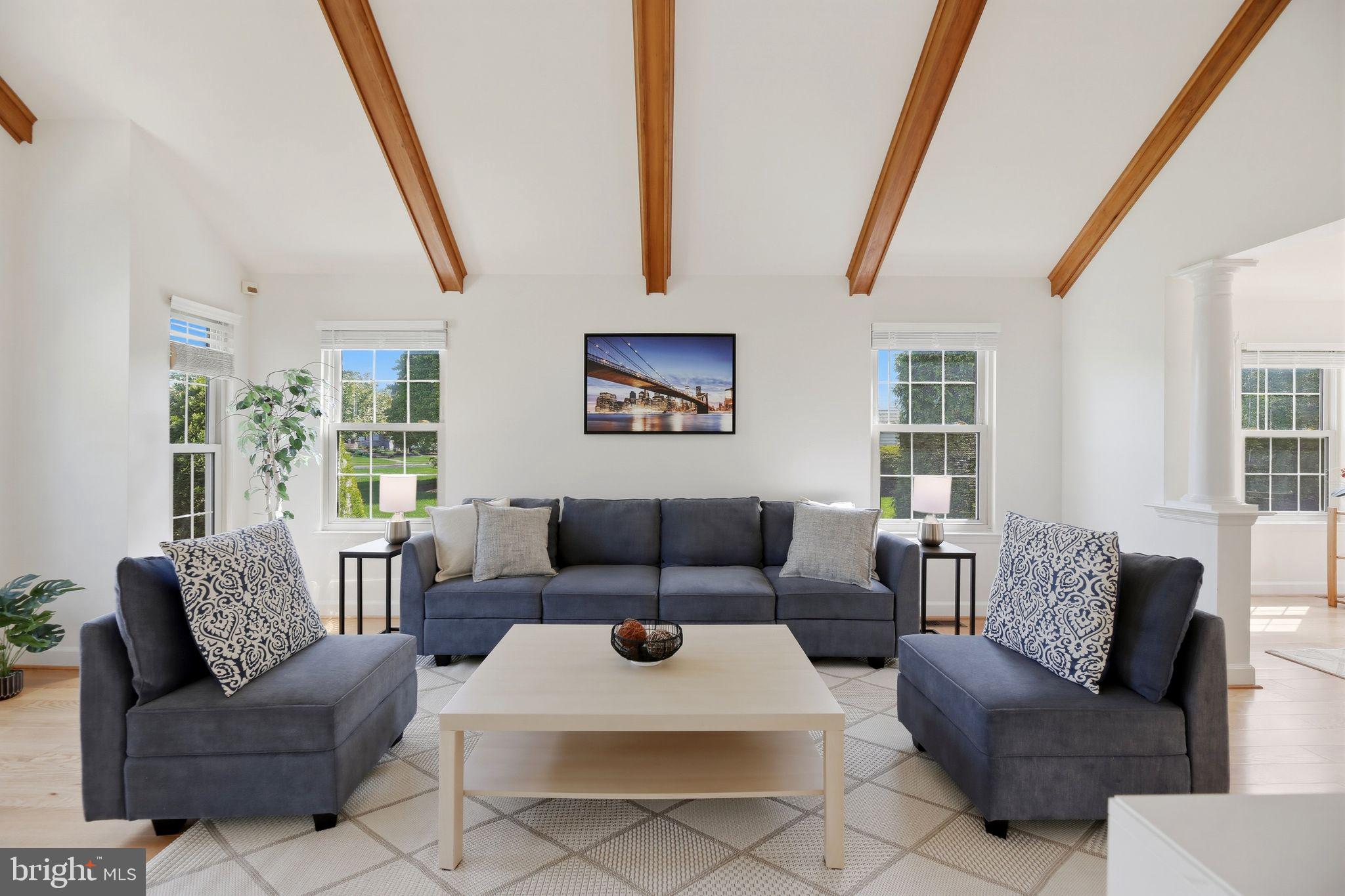 2203 DERBY DRIVE