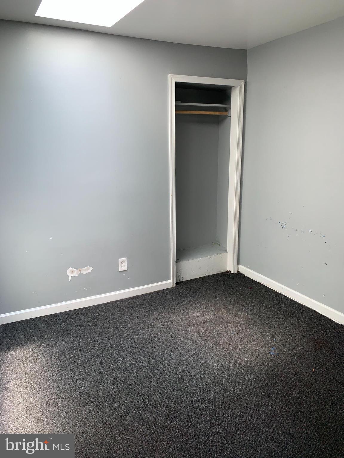 MILL HILL - Residential